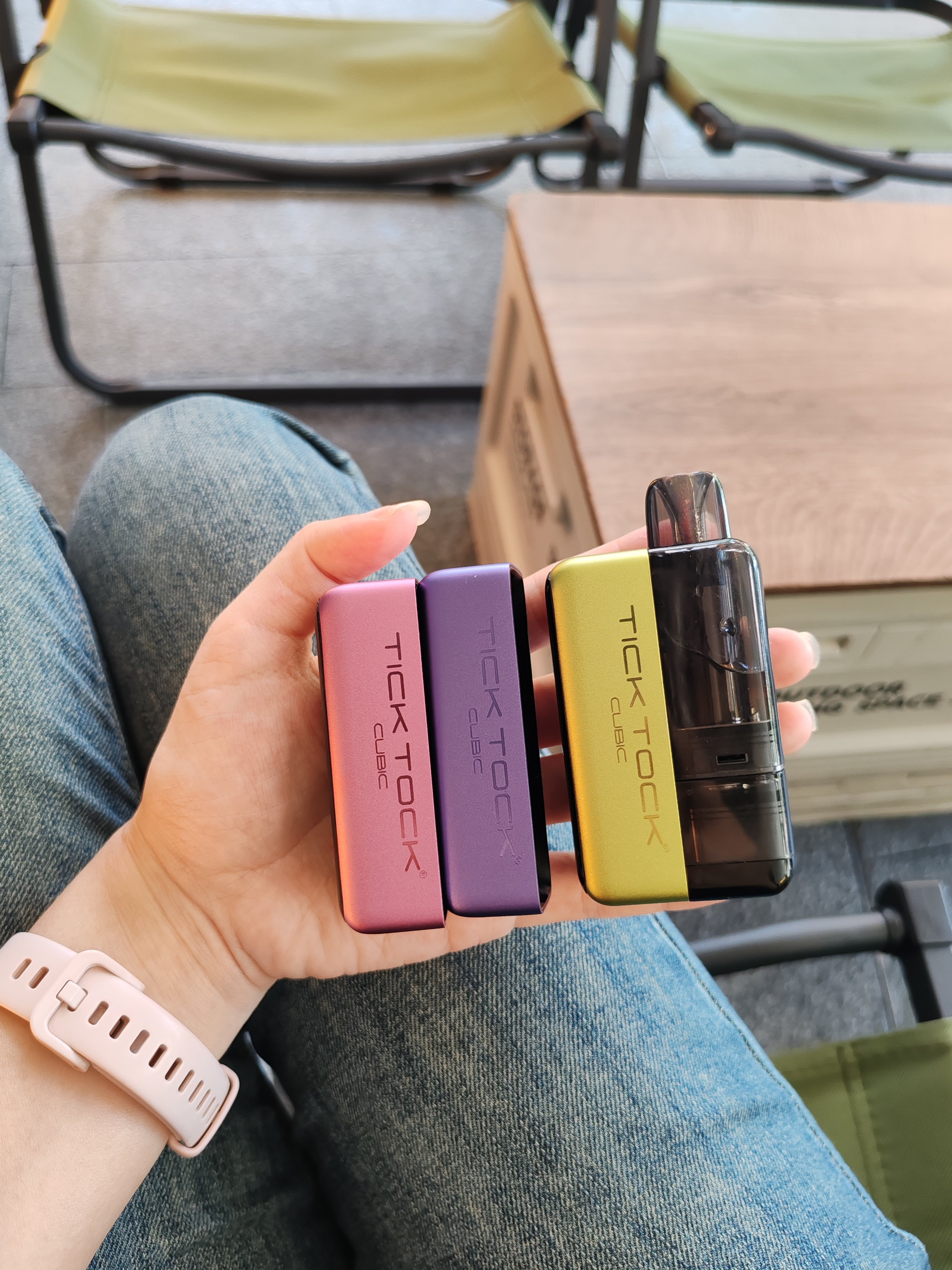 can i fly with a disposable weed vape taking disposable weed vape on plane When traveling with your vape or e-cig  on a plane, do it safely: vapes should be turned off and carried on, never  checked. Do not use or charge it on the aircraft