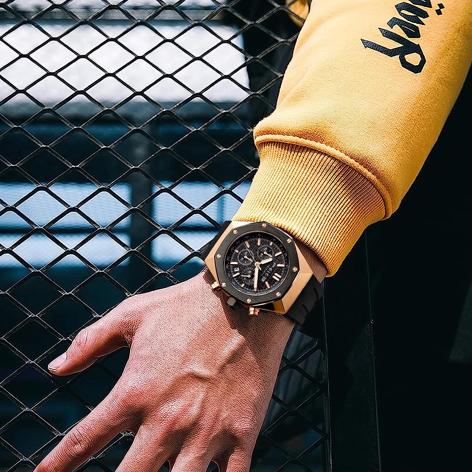 FK052 FEICE Men’s Vintage Watch