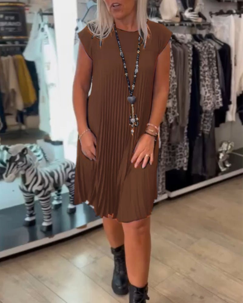 Alora | Pleated Chic Dress