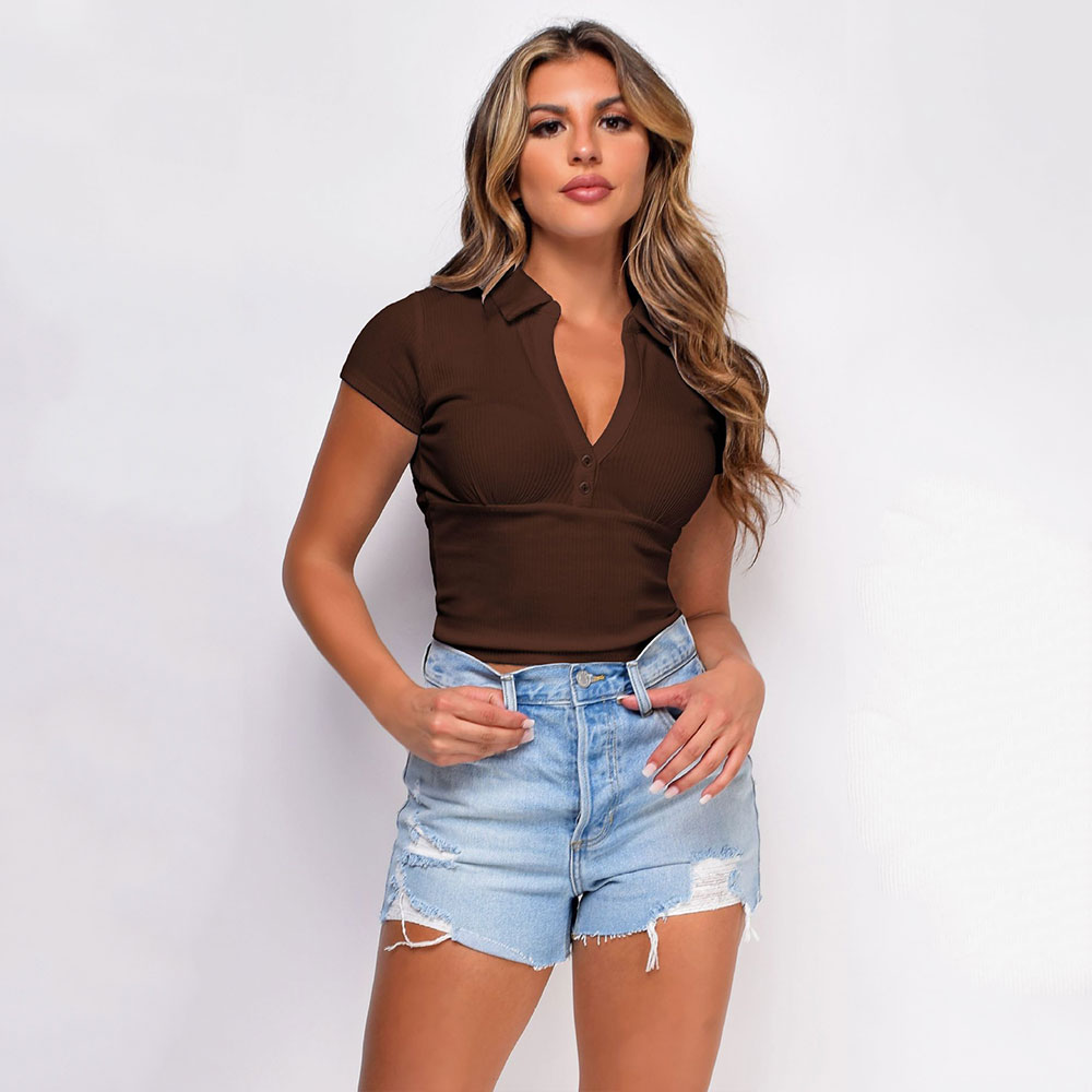 Castillotigo™ Camiseta corta con solapa y corte ajustado