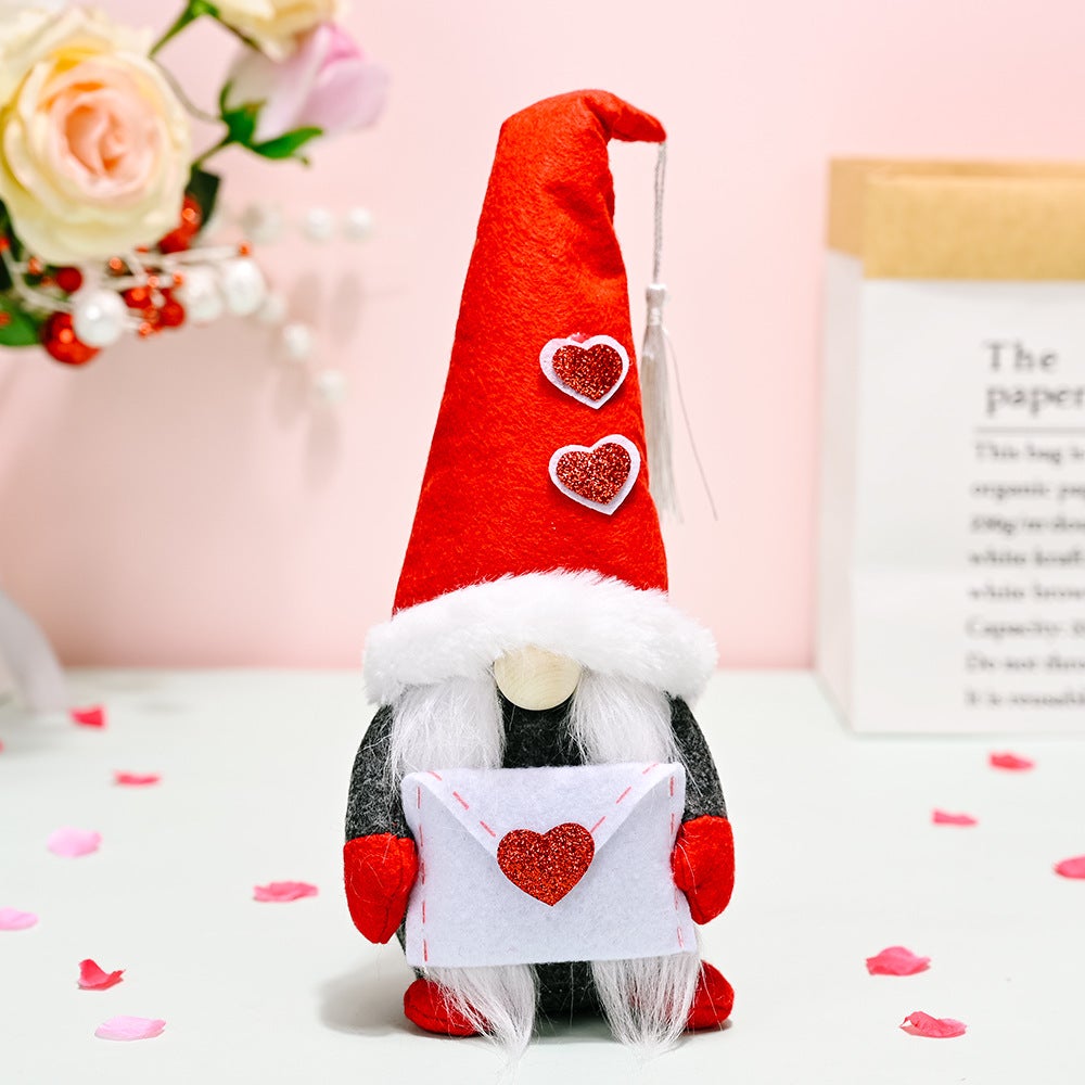 Higolot™ Valentine's Day Mr. Gnome with flowers and Ms. Gnome with love letter