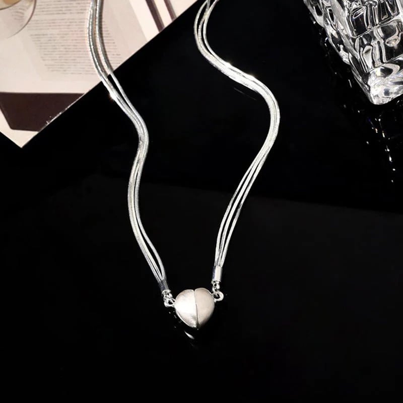 💝Niche Design Attractiveness Magnet Love Pendant Necklace
