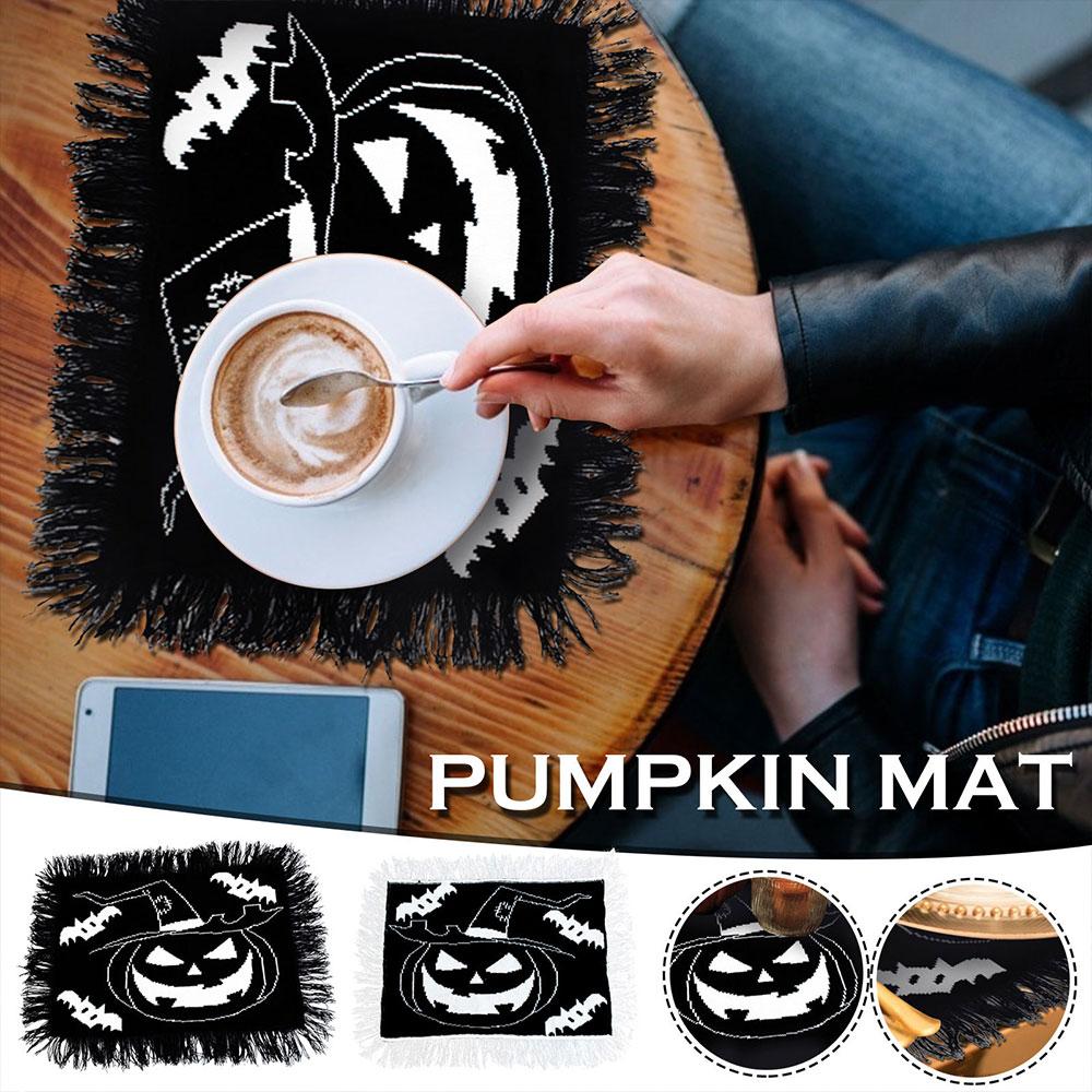 Higomore™ Halloween Style Black And White Tassel Placemat