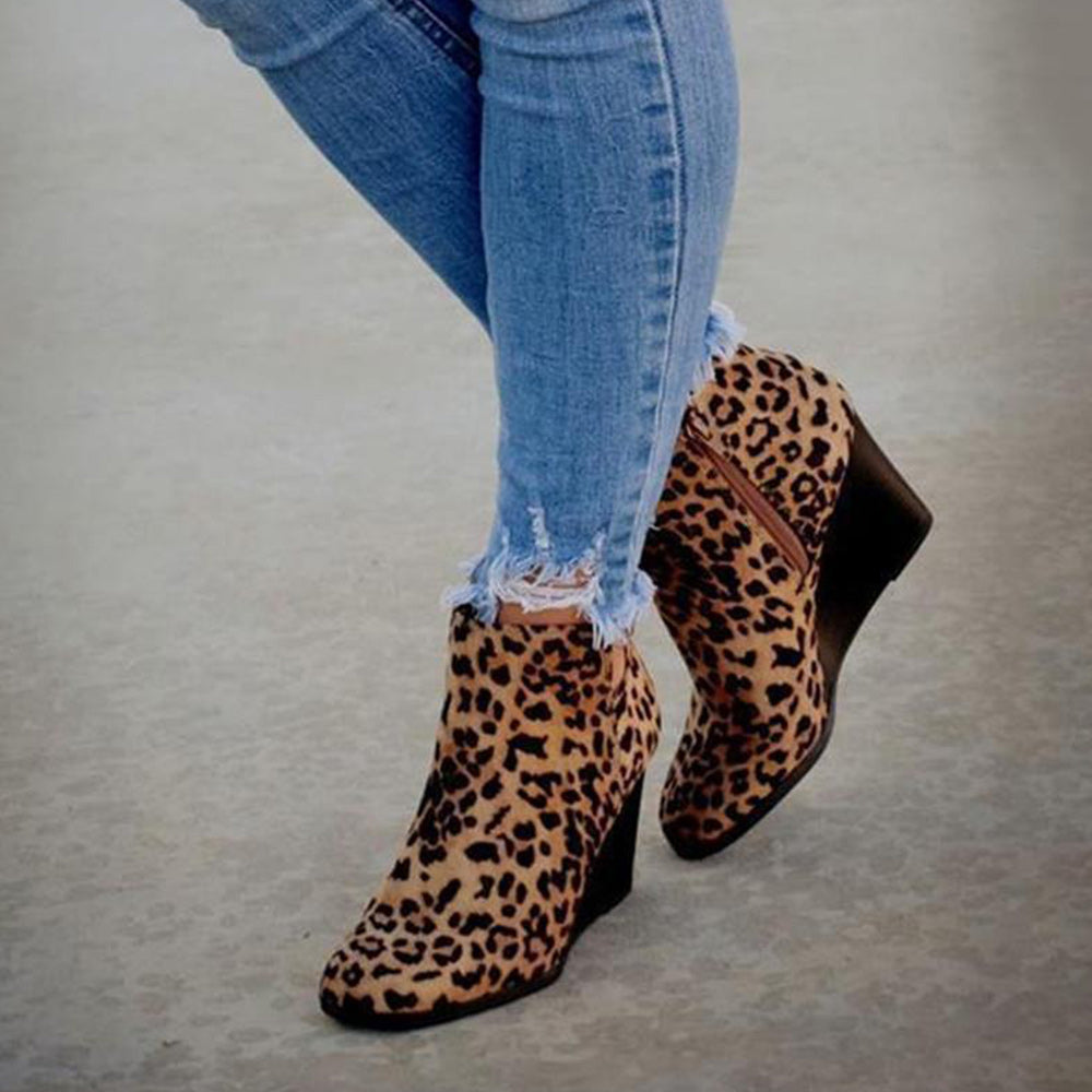 Castillotigo™ Otoño e invierno nuevos botines de cuña con estampado de leopardo de gamuza retro botas de mujer