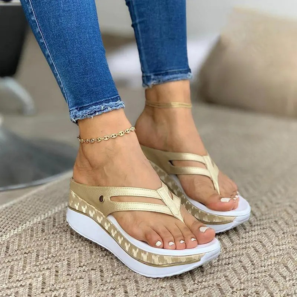 Castillotigo™ Nuevas chanclas huecas de fondo grueso de verano