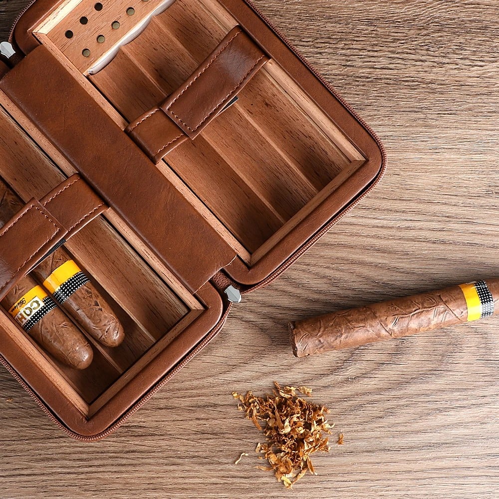 Oe Cigar Case