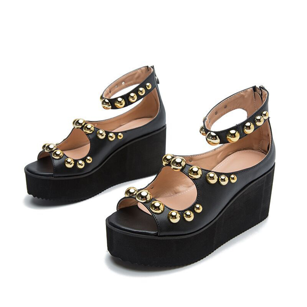 Castillotigo™ Sandalias romanas con cuña y tachuelas