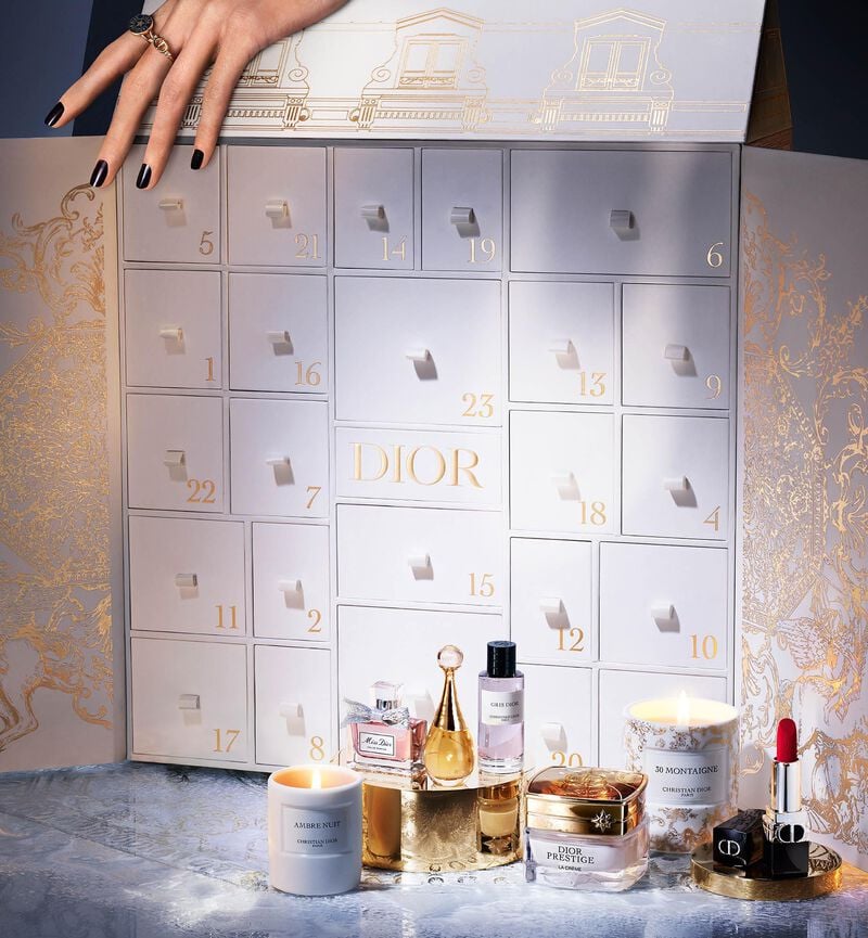 DIOR--LE 30 MONTAIGNE HOLIDAY 2023 CALENDARIO DE ADVIENTO